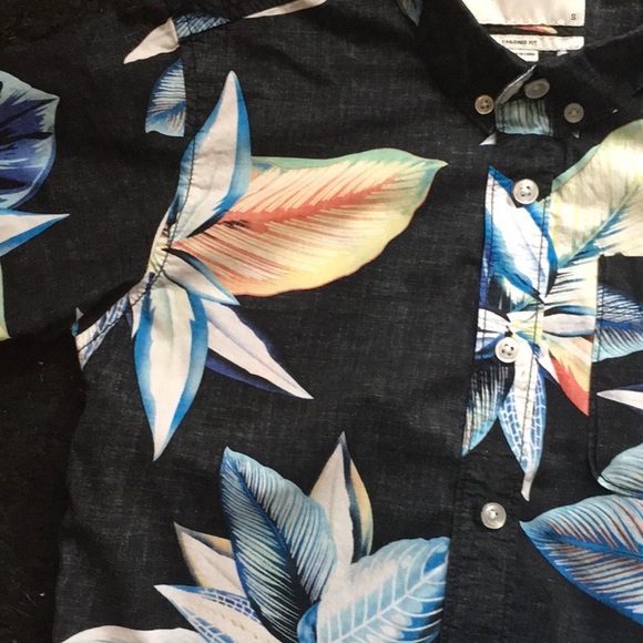 Rip Curl Boys’ Button Down Shirt - Picture 2 of 4